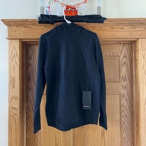 Men’s black/grey lululemon hoodie
